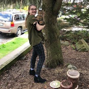 Meet your Posher, Angelica